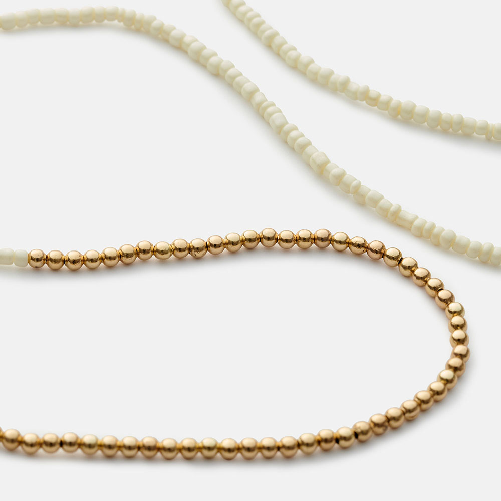 CORDÃO DE CONTAS BEIGE/DOURADAS, imagem grande número 1